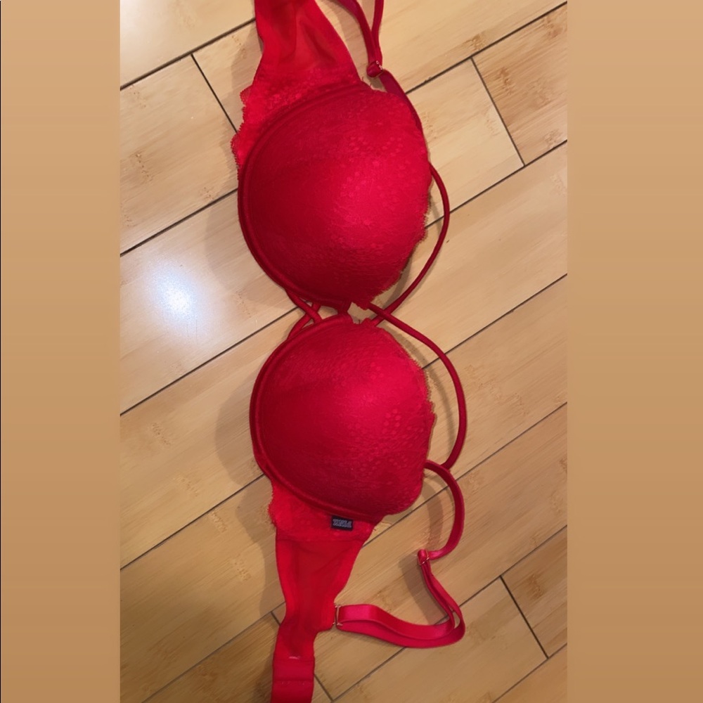Sexy red lace bra